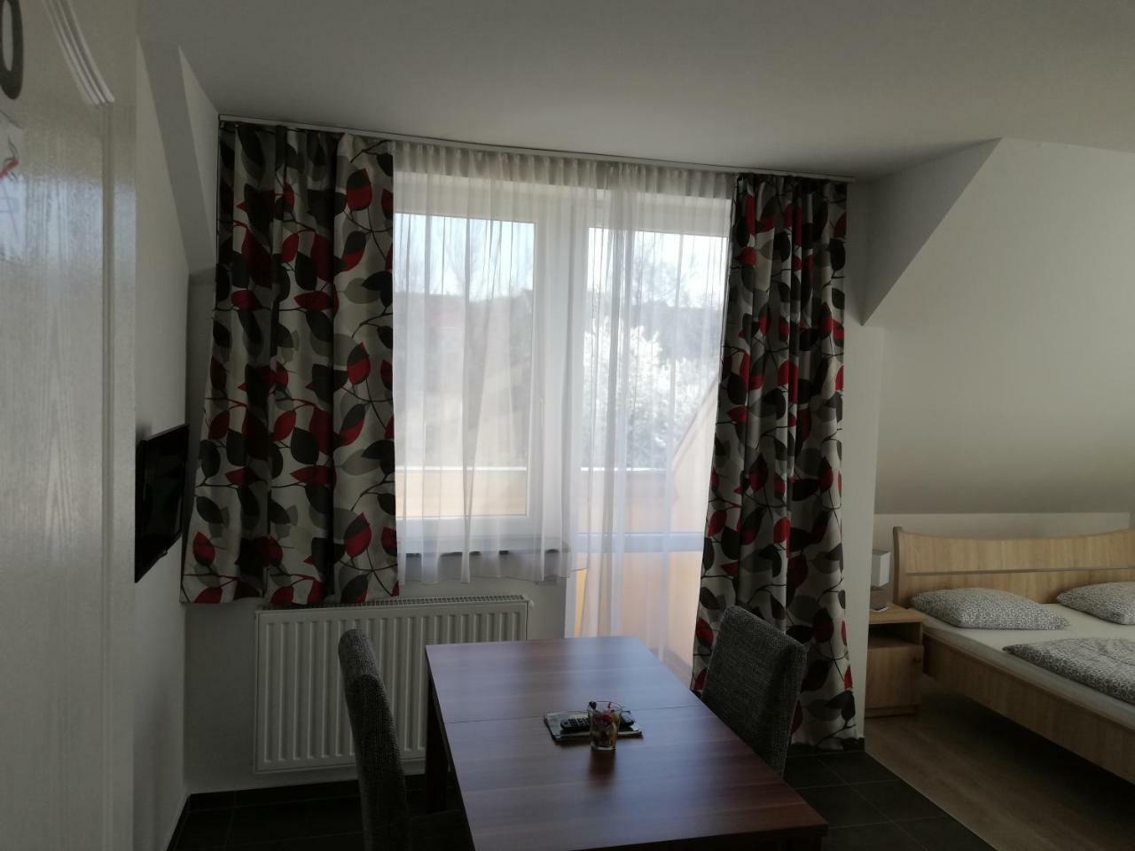 Apartman 25 索普隆 外观 照片