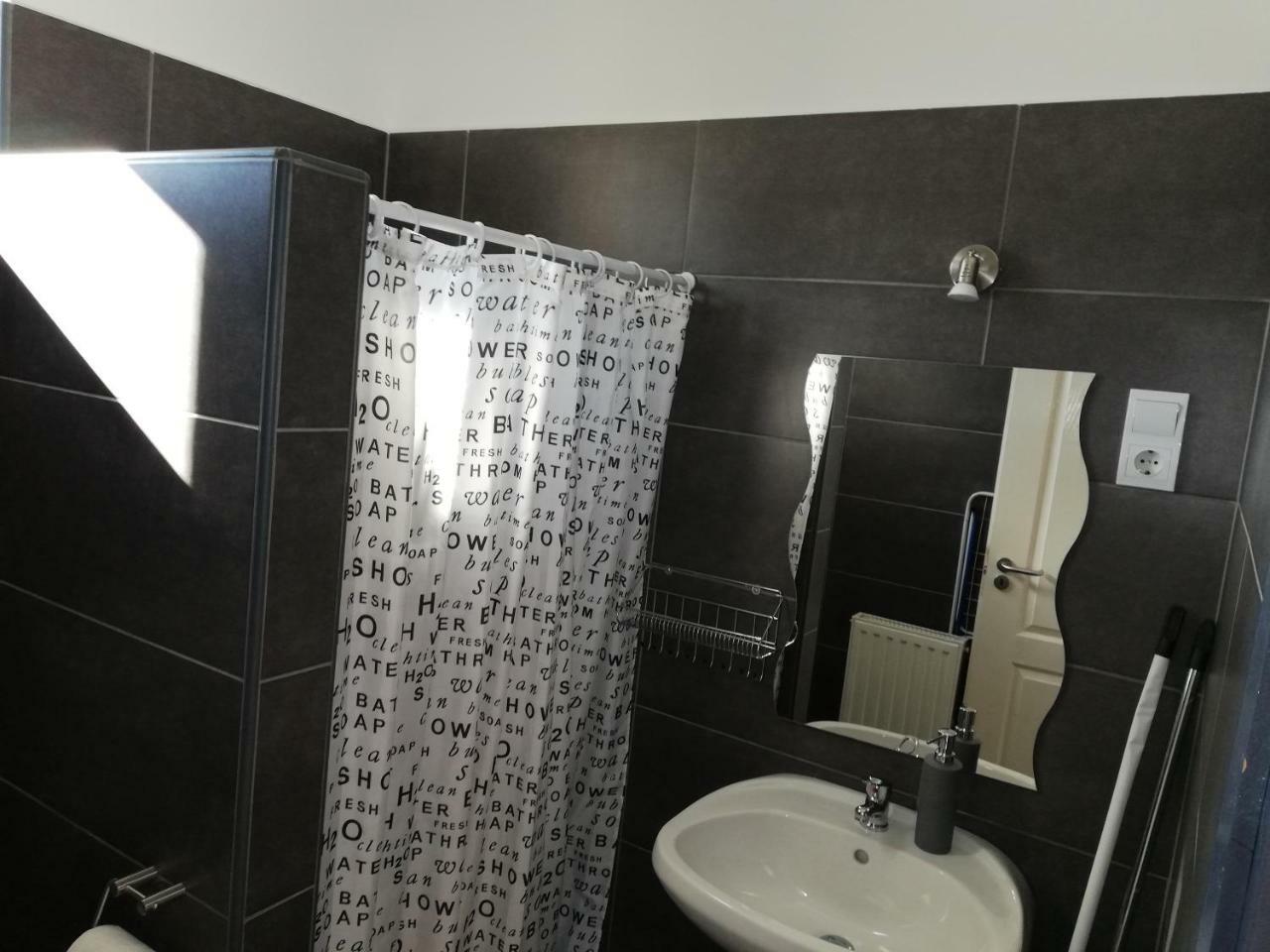 Apartman 25 索普隆 外观 照片