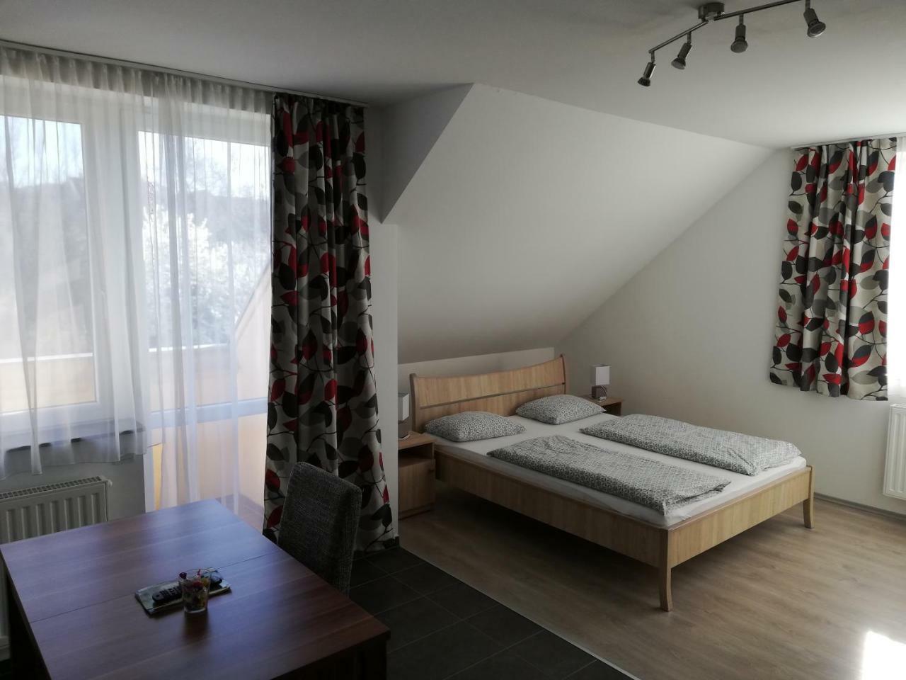 Apartman 25 索普隆 外观 照片